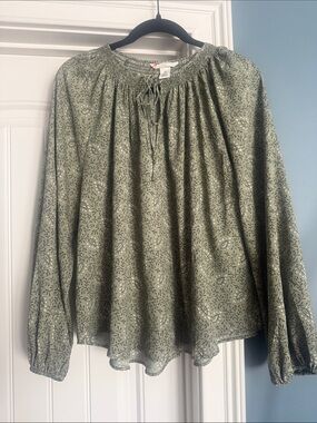 H&M Olive Floral Peasant Top